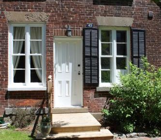 Apartment with Shower
