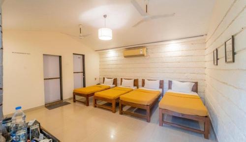 4-Bed Mixed Dormitory Room