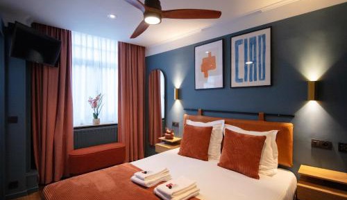 Double Room with Private Bathroom