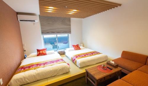 Twin Room with Bath
