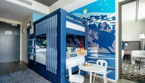 Premium Family Room with King Bed and Bunk Bed