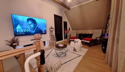 Three-Bedroom Holiday Home 