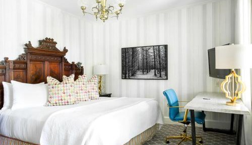 Suite with Balcony-Bellechasse