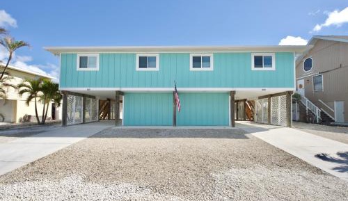 Four-Bedroom Holiday Home