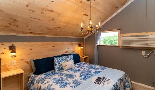Room #859744904