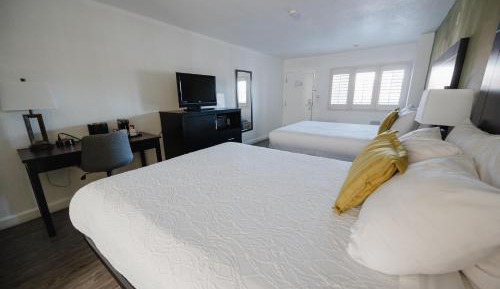 Queen Room with Two Queen Beds