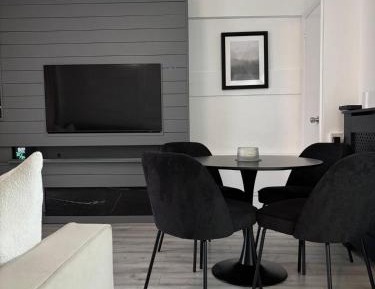 One-Bedroom Apartment with Garden