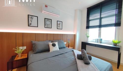 Three-Bedroom Premium Apartment with Balcony