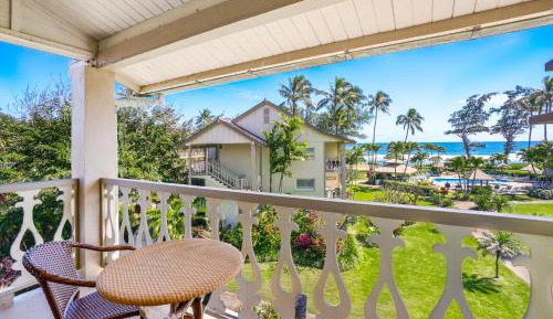 Apartment with Garden View