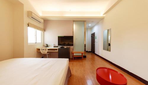 Standard King Room