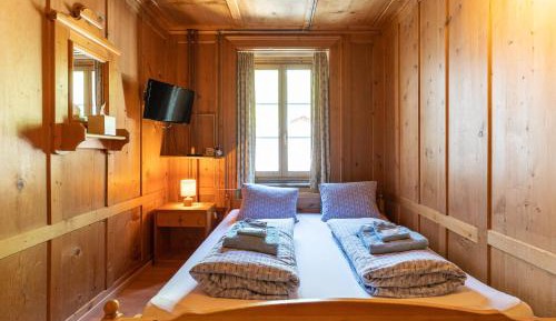 Double Room with Shared Bathroom 12