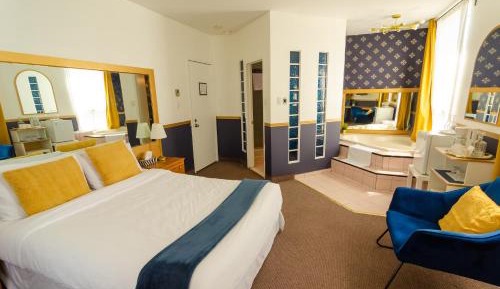 Suite with Spa Bath