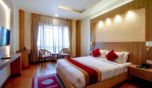 Deluxe Double or Twin Room