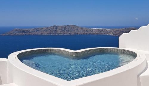 Heart Plunge Pool Suite