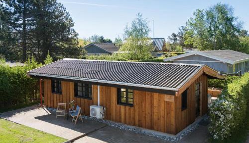 Three-Bedroom Holiday Home 