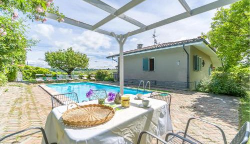 Two-Bedroom Holiday Home