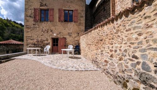 Holiday Home (5 Adults)