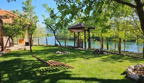 One-Bedroom Apartment with River View