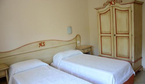 Classic Twin Room