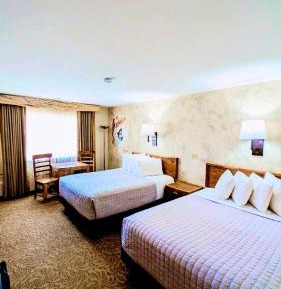  Queen Room with Two Queen Beds