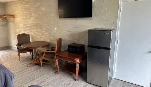 Standard Queen Room with Two Queen Beds