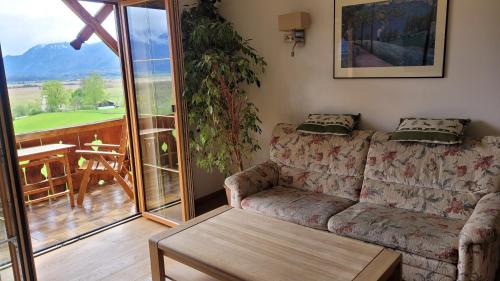 One-Bedroom Apartment with Balcony and Mountain View  