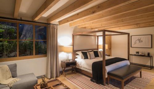 Superior King Suite