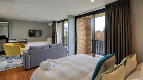 Queen Suite