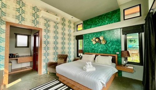 Deluxe King Room