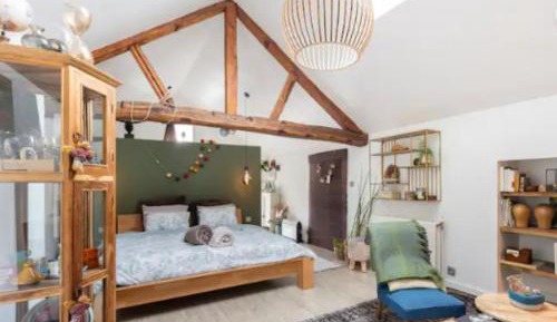 Double Room with Private Bathroom