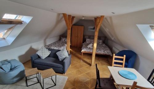 Economy Quadruple Room with Shared Bathroom