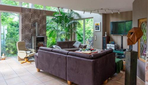 Villa with Garden View