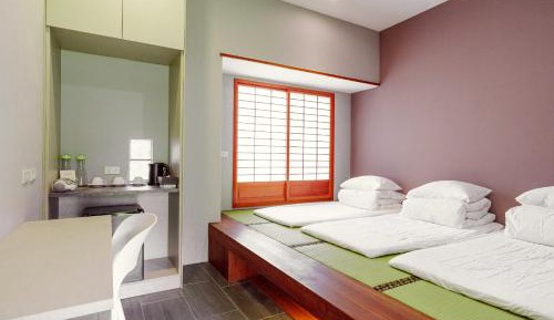 Triple Room with Private Bathroom