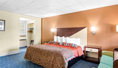 King Room - Accessible/Non-Smoking