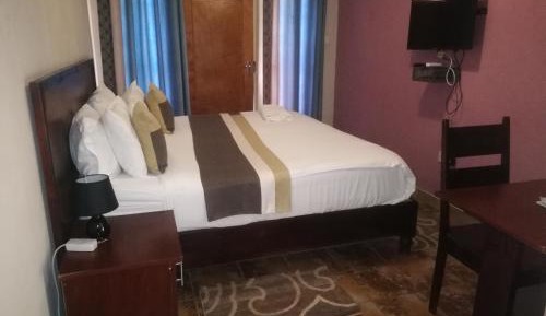 Standard King Room