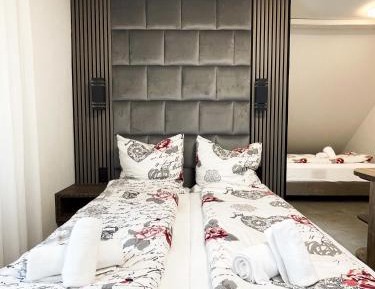 Triple Room with Private Bathroom