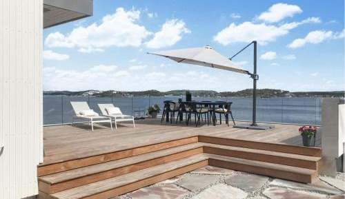 Four-Bedroom Holiday Home