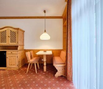 Double Room (1 Adult)