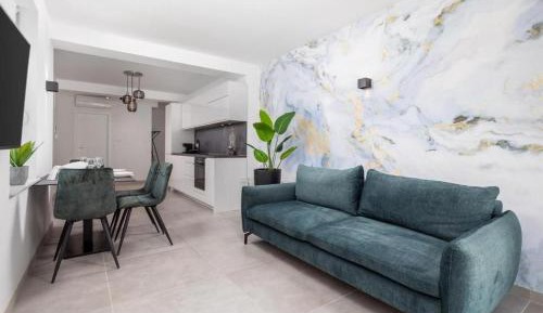 Two-Bedroom Apartment with Terrace and Sea View