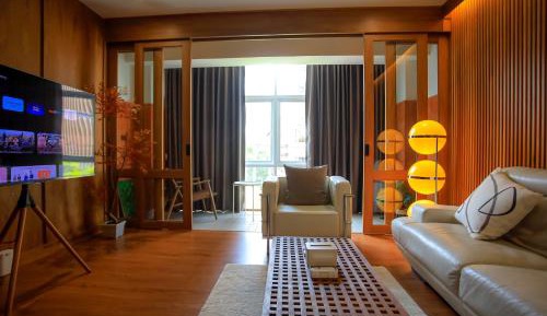 Two-Bedroom Apartment with City View