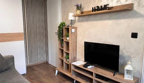 One-Bedroom Apartment - Non-Smoking