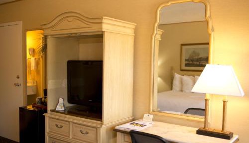 Double Room with Two Double Beds - Non-Smoking