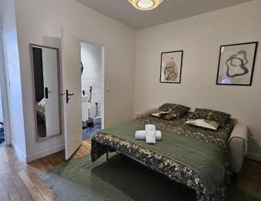 Double Room with Private Bathroom