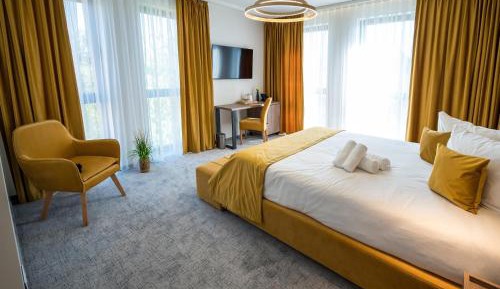 Deluxe King Room