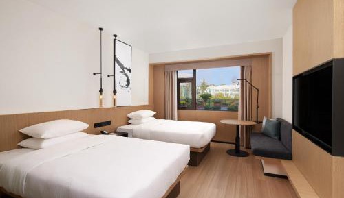 Standard Double Room with City View