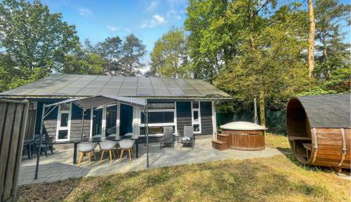 Three-Bedroom Holiday Home 
