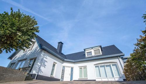 Seven-Bedroom Holiday Home