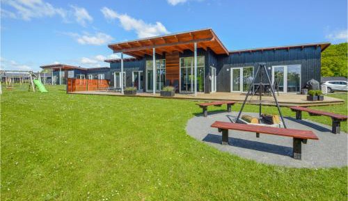 Four-Bedroom Holiday Home