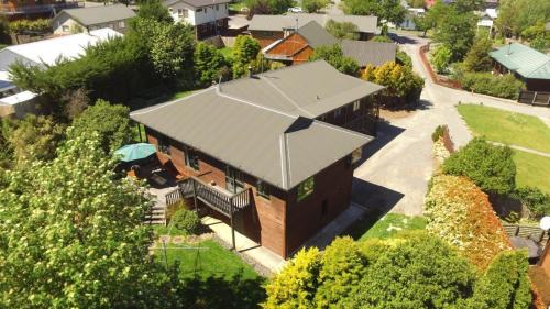 Three-Bedroom Holiday Home 