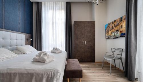 Deluxe Queen Room with Two Queen Beds
